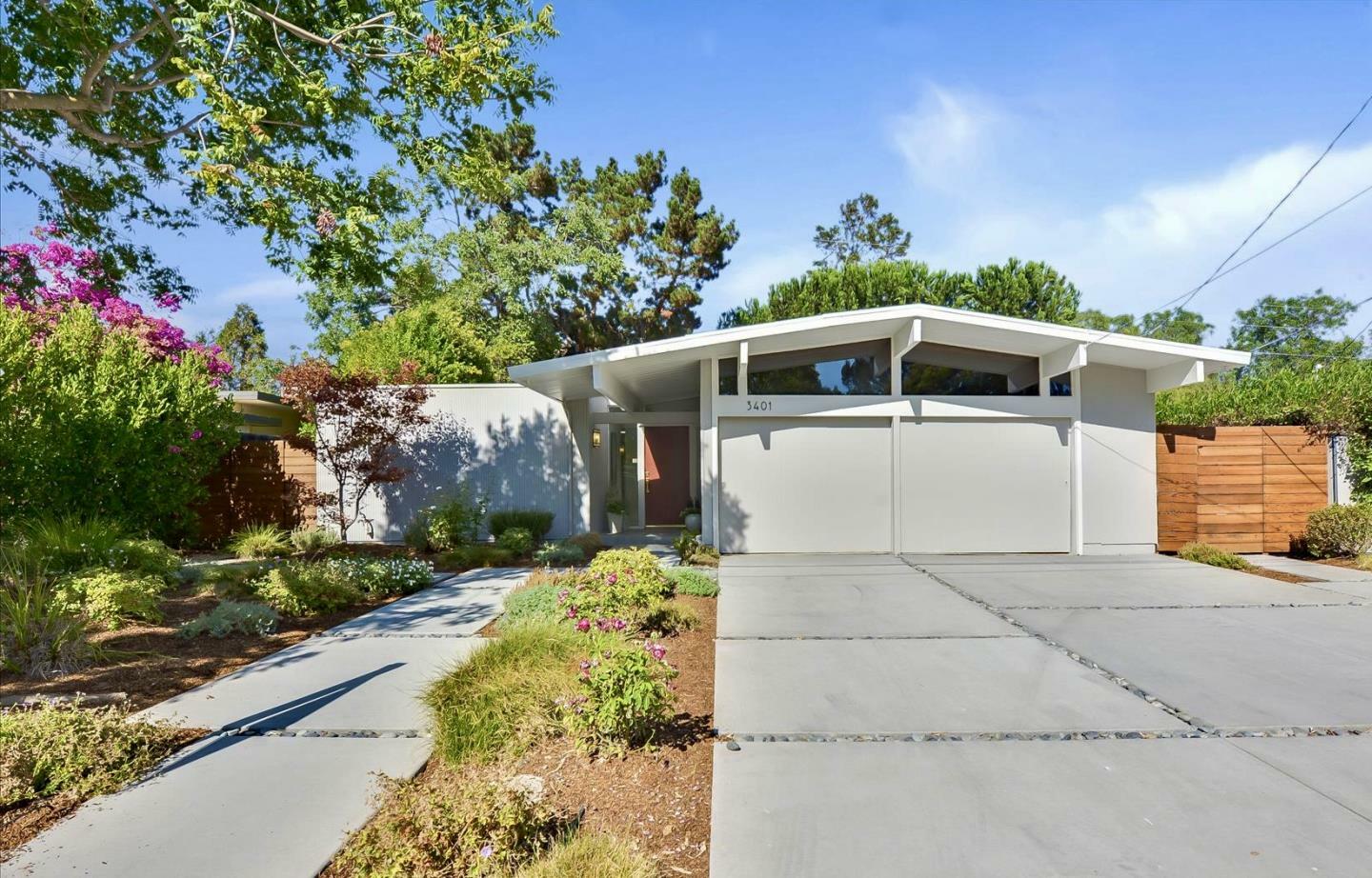 Property Photo:  3401 Kenneth Drive  CA 94303 