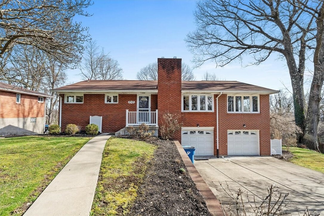 2745 Orlando Pl  Pittsburgh PA 15235 photo