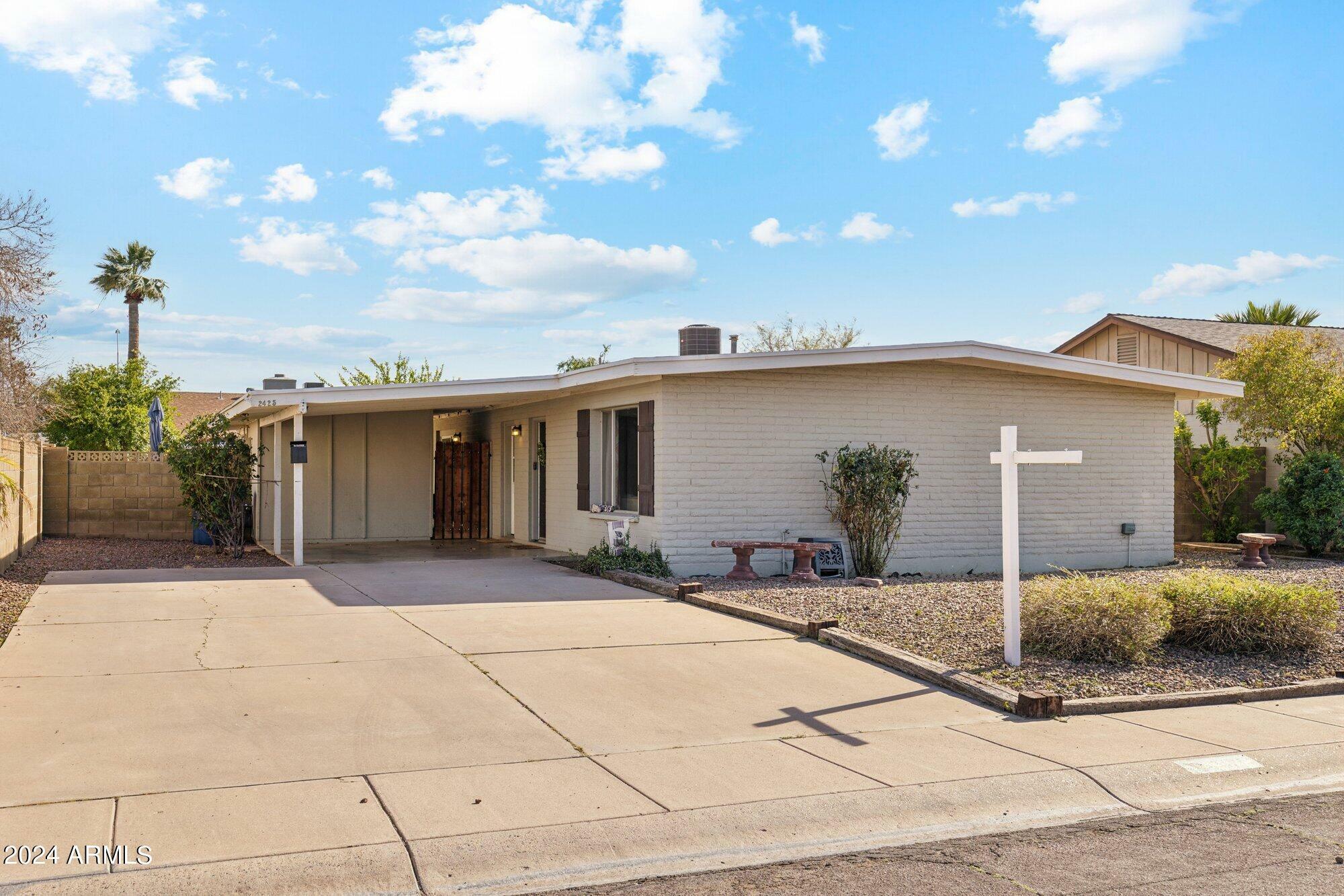 Property Photo:  2425 E Manhatton Drive  AZ 85282 