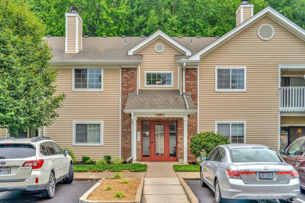 Property Photo: 810 Carrington Place OH 45140
