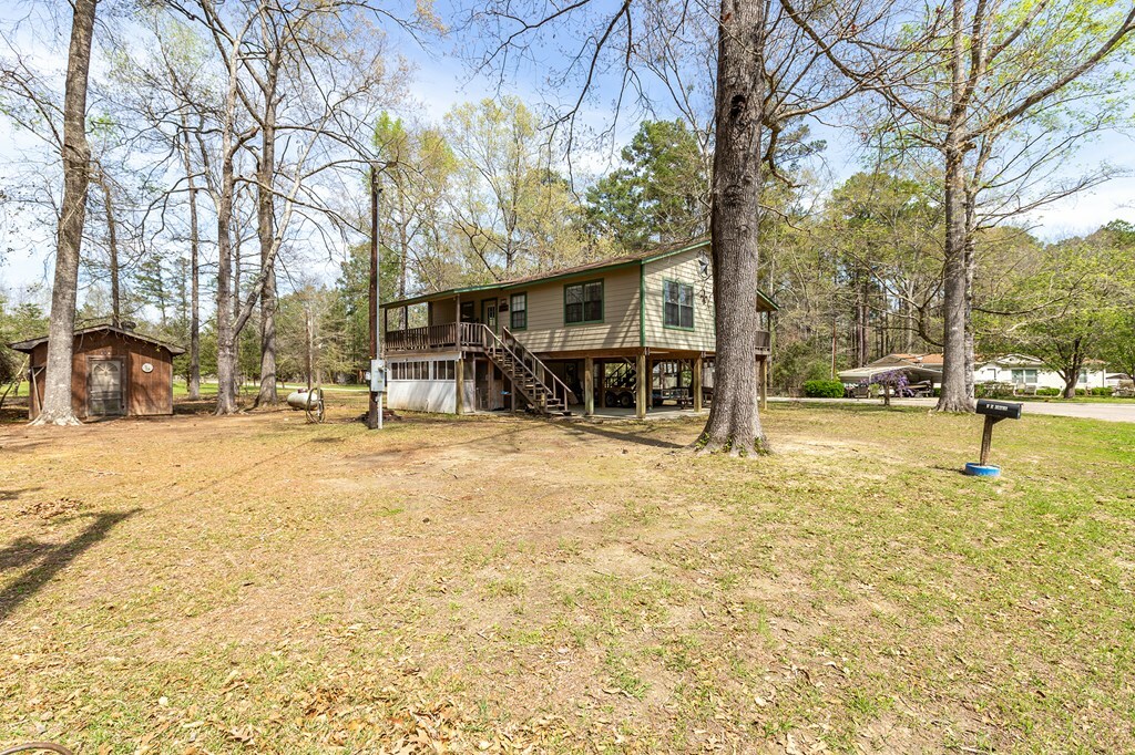 Property Photo:  119 Creekside Drive West  TX 75948 
