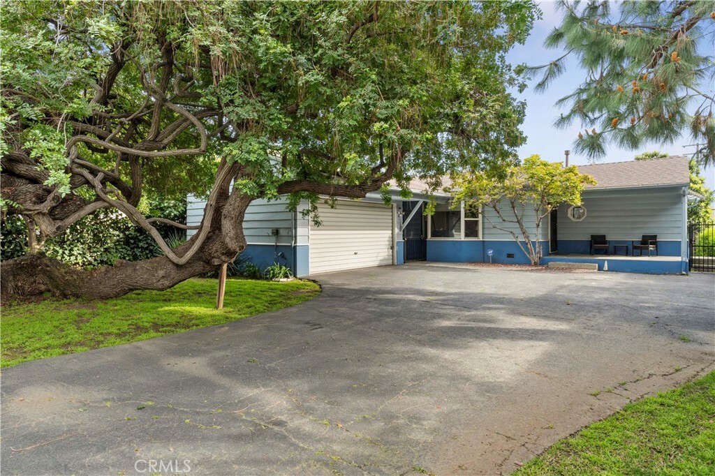 Property Photo:  900 Genoa Street  CA 91016 