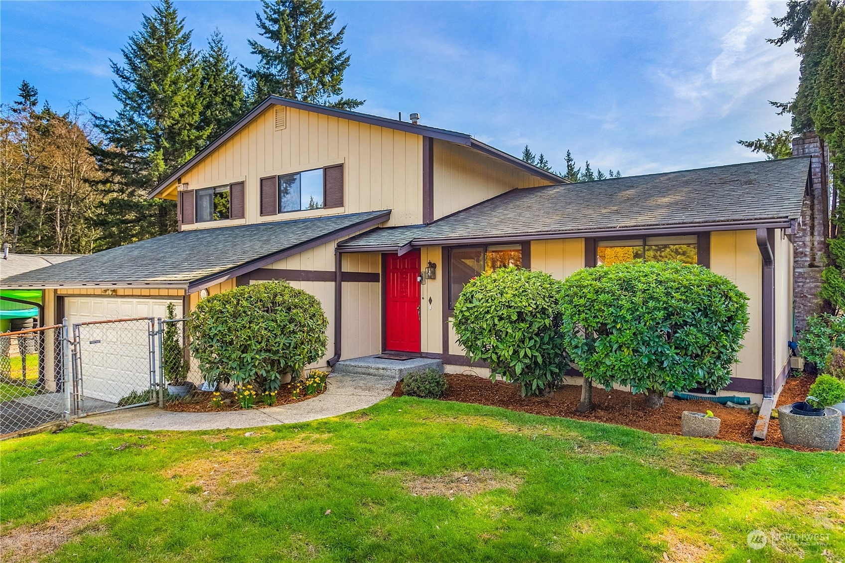 Property Photo:  3484 SE Azalea Avenue  WA 98366 