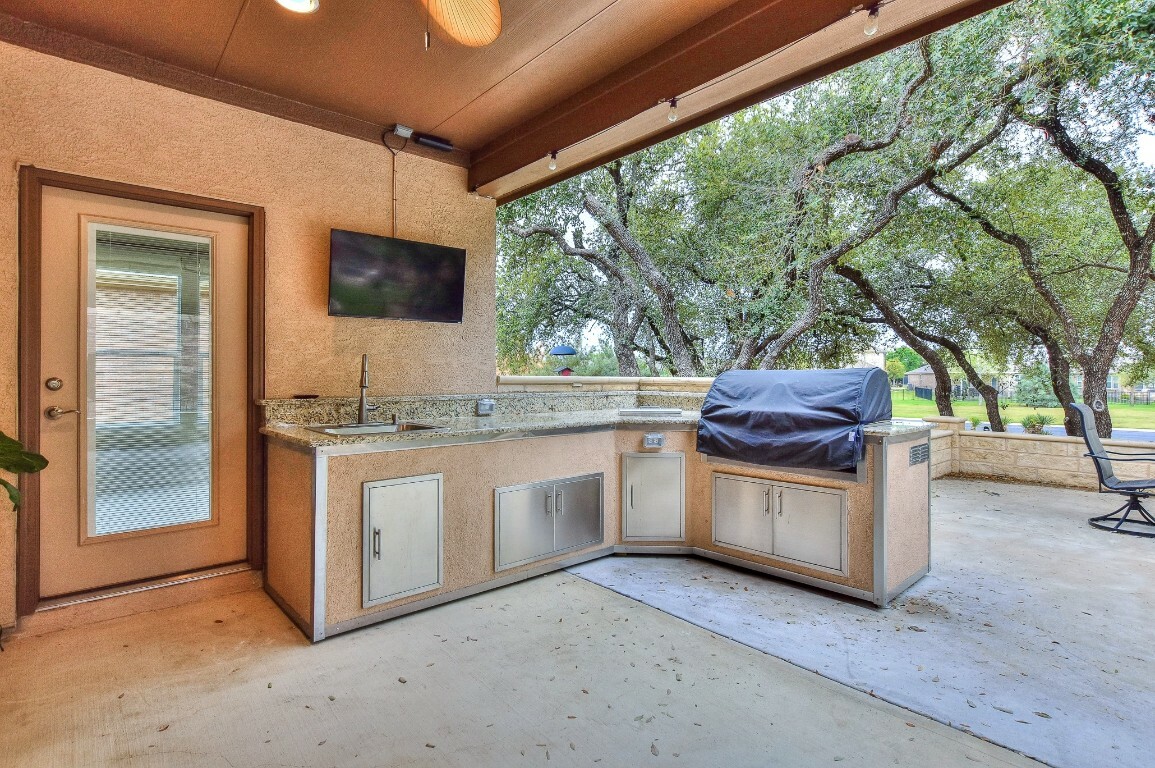 Property Photo:  112 Gentry Creek Lane  TX 78633 