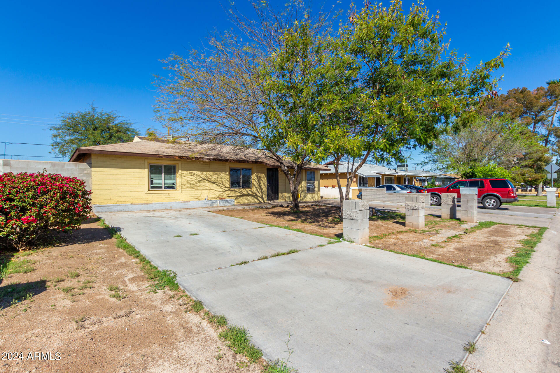 Property Photo:  7012 S 5th Avenue  AZ 85041 