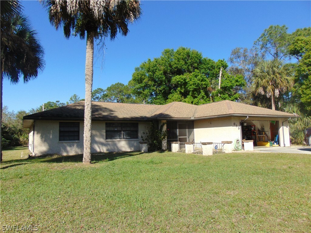 Property Photo:  619 Calvin Avenue  FL 33972 