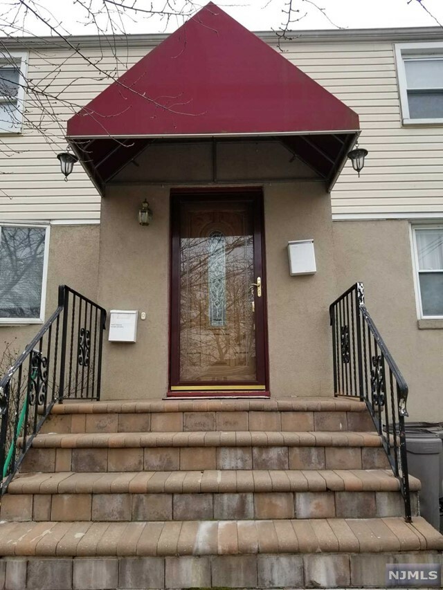 10 Charles Court 2nd Fl  Lodi NJ 07644 photo