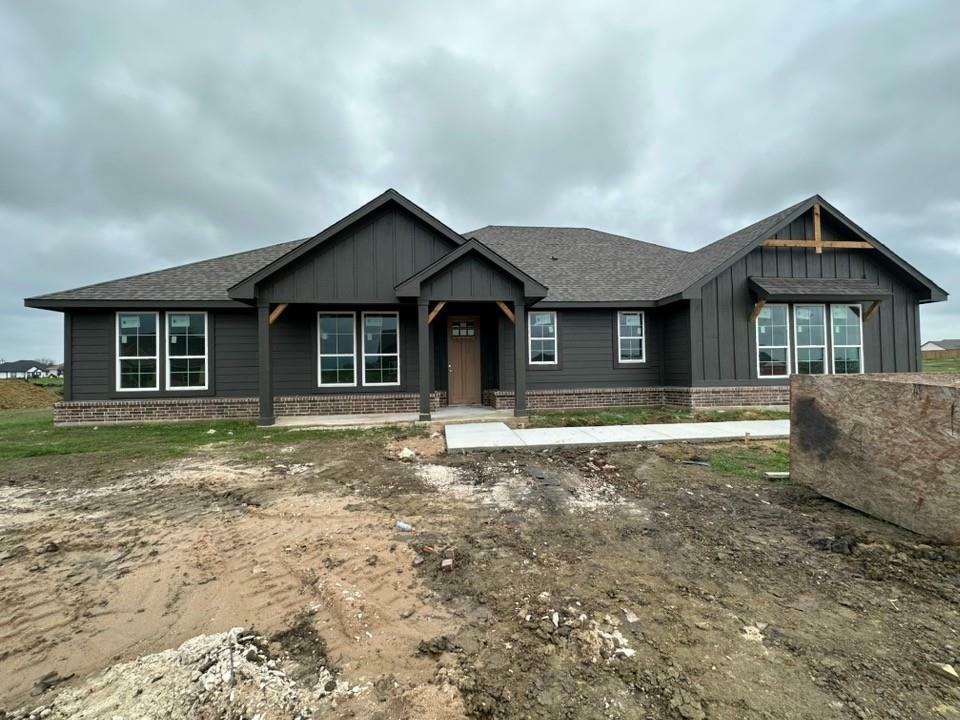 Property Photo: 2910 Mossy Oak Drive TX 75160