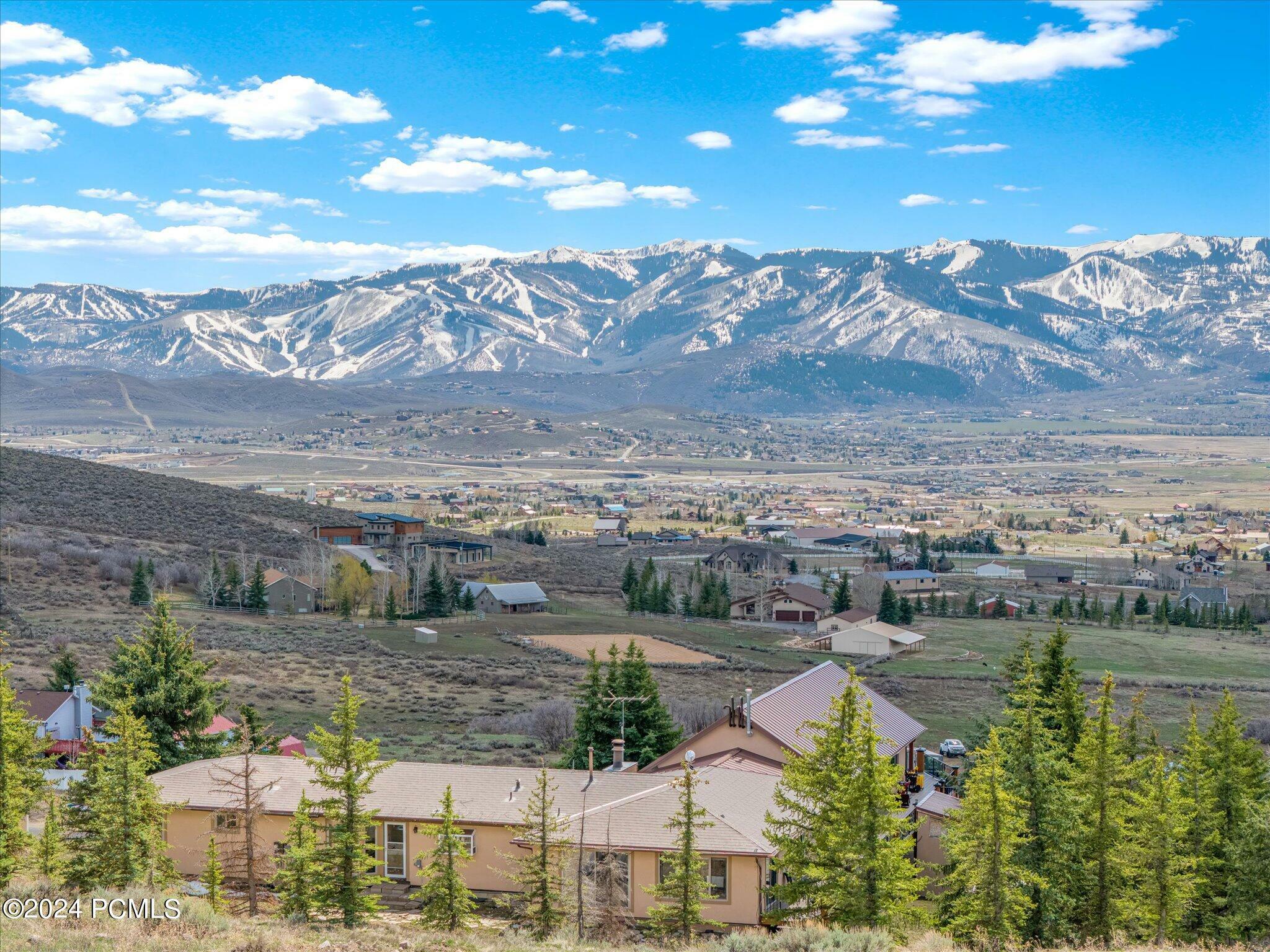 Property Photo:  1271 S Oakridge Road  UT 84098 