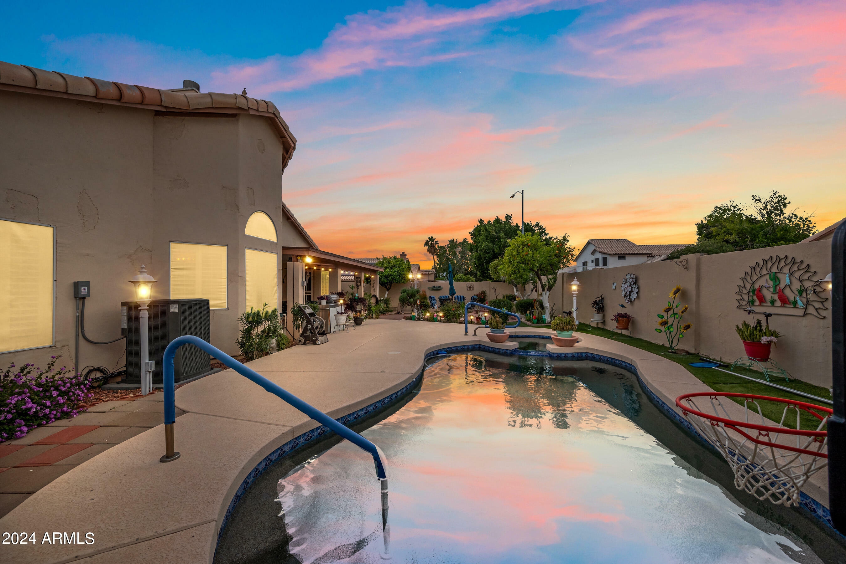 Property Photo: 5248 W Oraibi Drive AZ 85308
