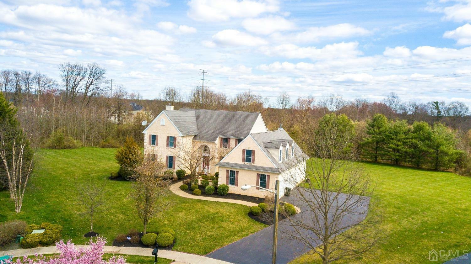 Property Photo: 5 Goldfinch Court NJ 08536