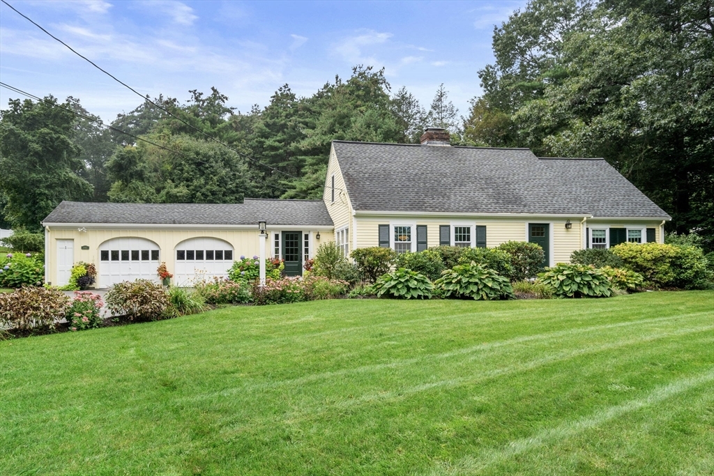 Property Photo:  1 Sedgmeadow Road  MA 01778 