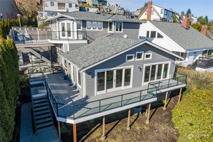 2433 36th Avenue W  Seattle WA 98199 photo