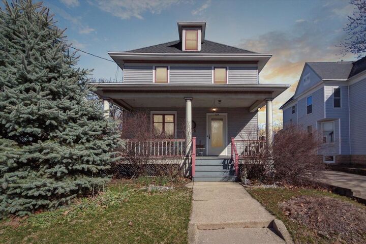 428 North Washington Street  Janesville WI 53548 photo