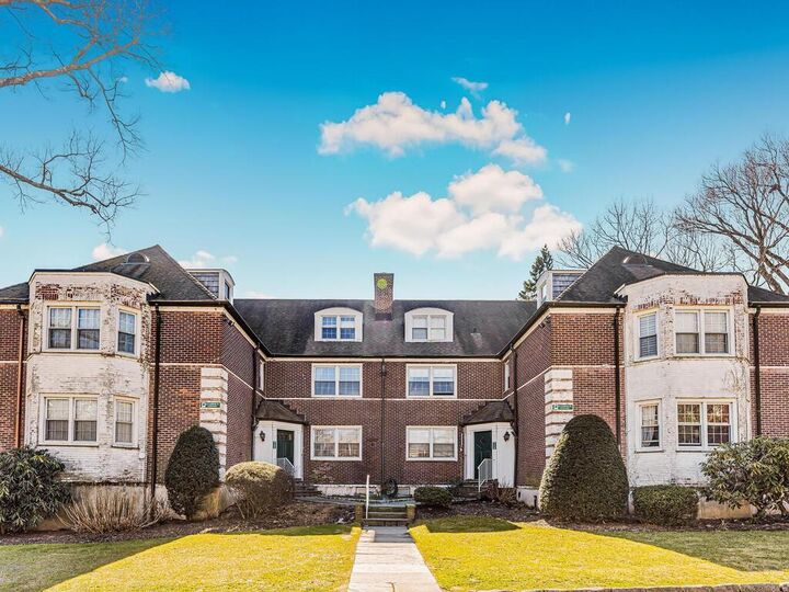 13 Campus Place 1C  Scarsdale NY 10583 photo