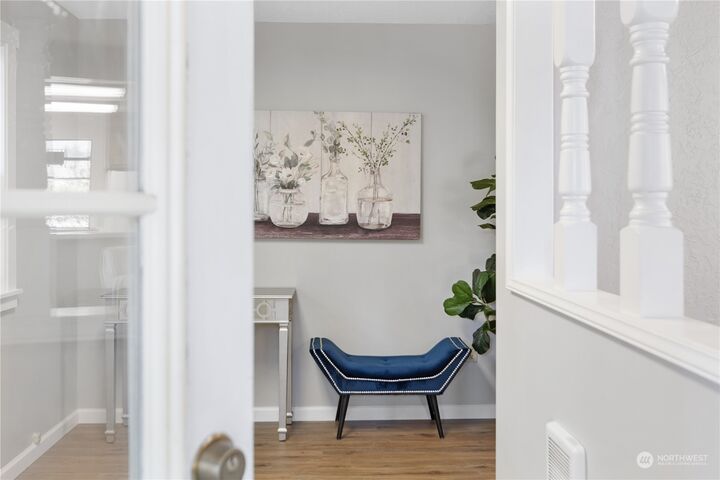 Property Photo:  23318  Brier Road  WA 98036 