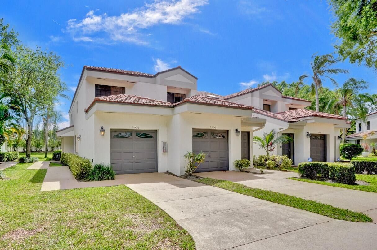 Property Photo: 2205 Aspen Way 2205 FL 33436