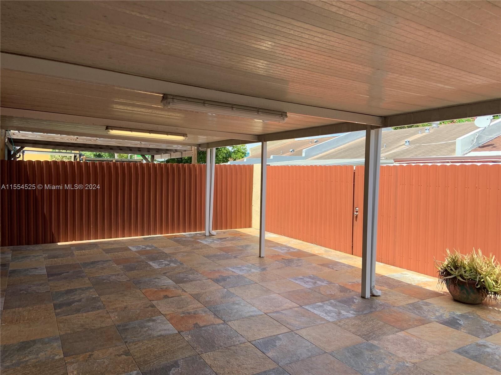 Property Photo:  5655 SW 139th Pl  FL 33183 