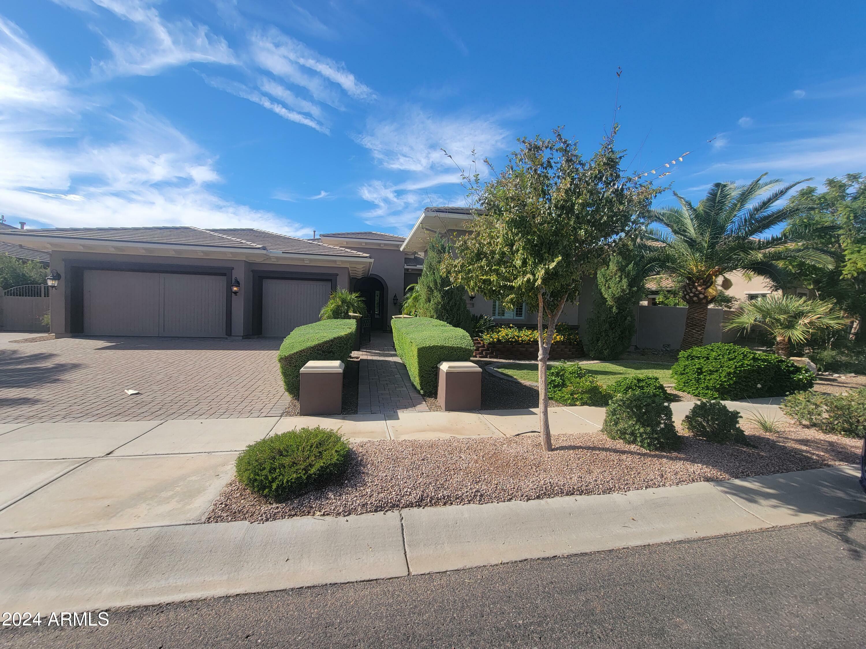 Property Photo:  263 W Malibu Drive  AZ 85248 