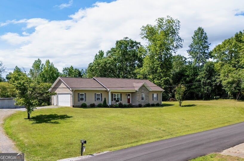 Property Photo:  260 Oxford Street  AL 36264 