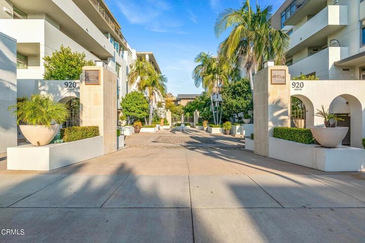 920 Granite Drive 204  Pasadena CA 91101 photo