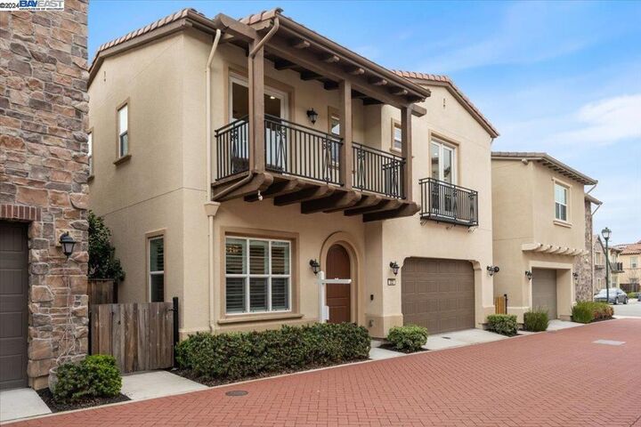 Property Photo:  322 Goldfield Pl  CA 94582 