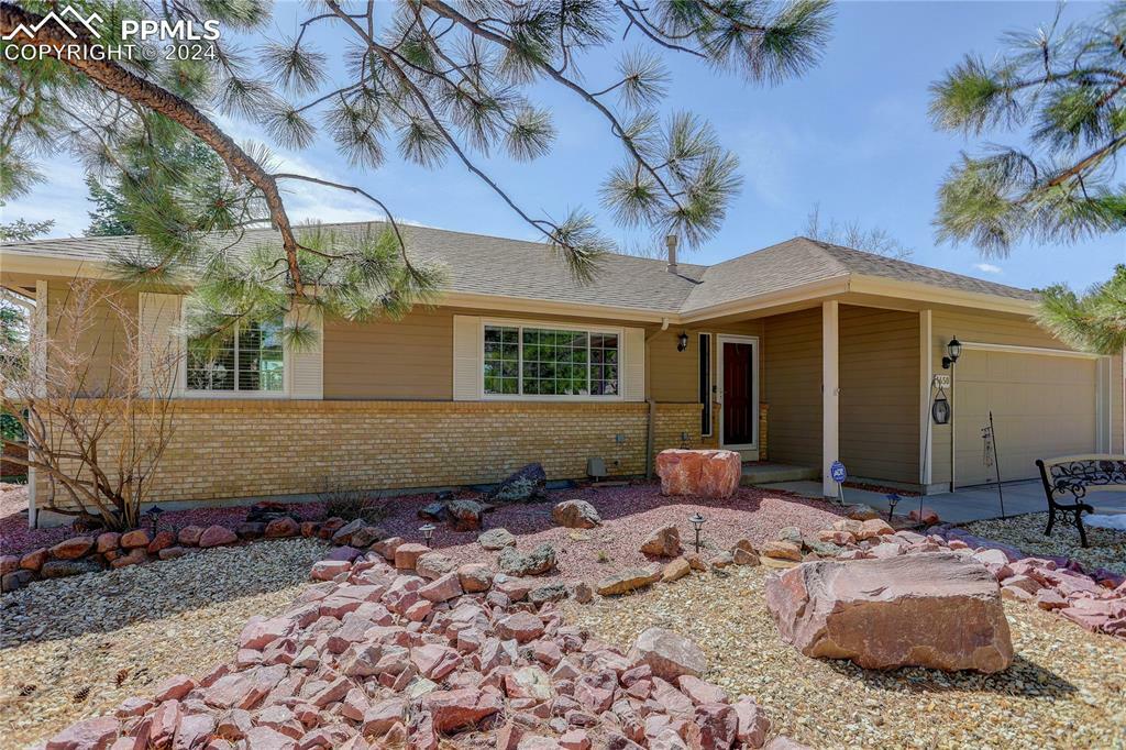 Property Photo: 1650 Manning Way CO 80919