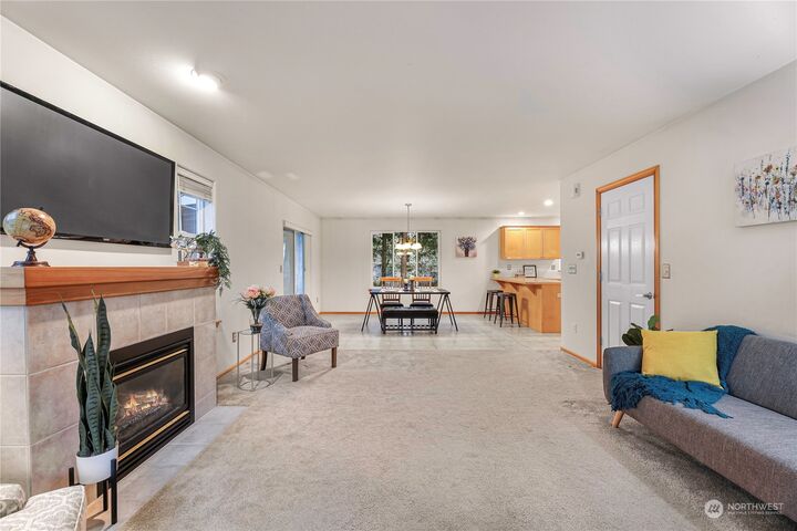 Property Photo:  15 Cold Spring Lane  WA 98229 