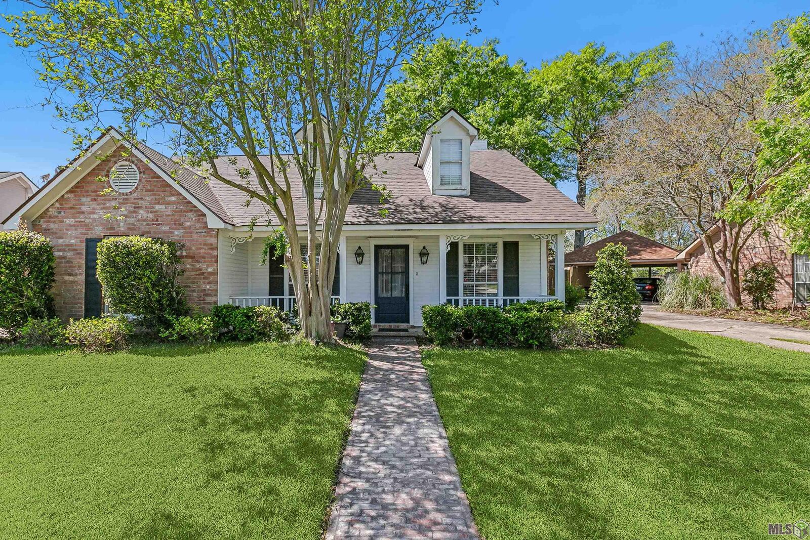 Property Photo: 14140 Jane Seymour Dr LA 70816