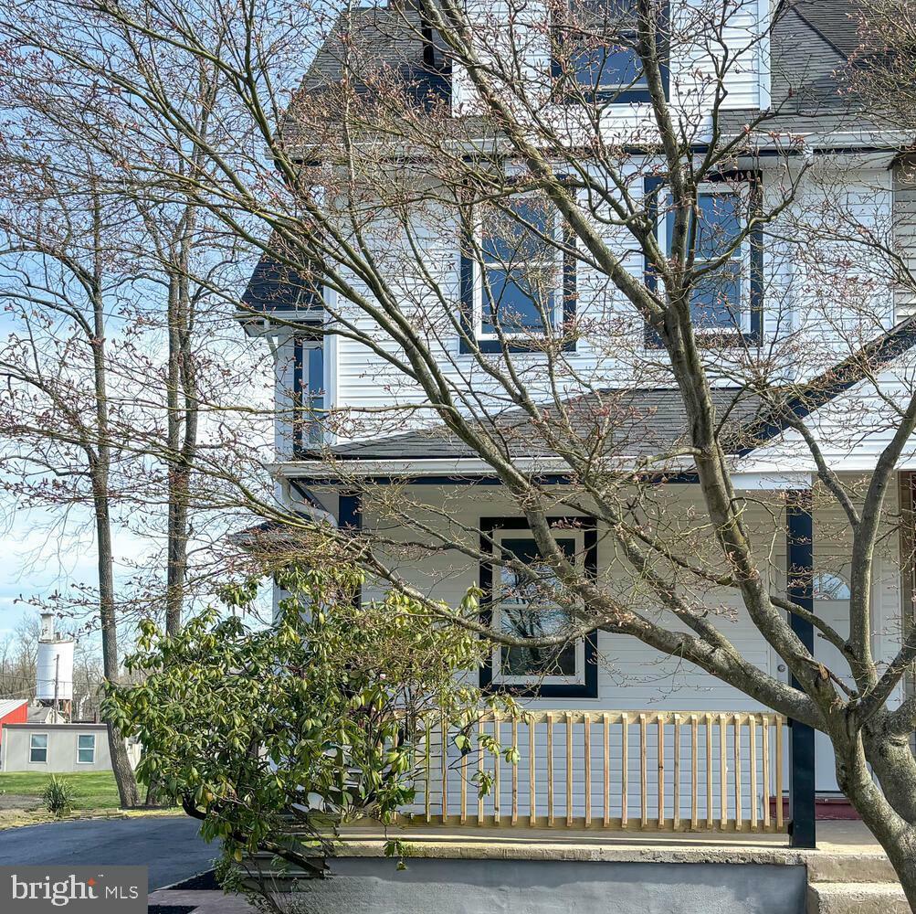 Property Photo:  64 Park Avenue  PA 18914 