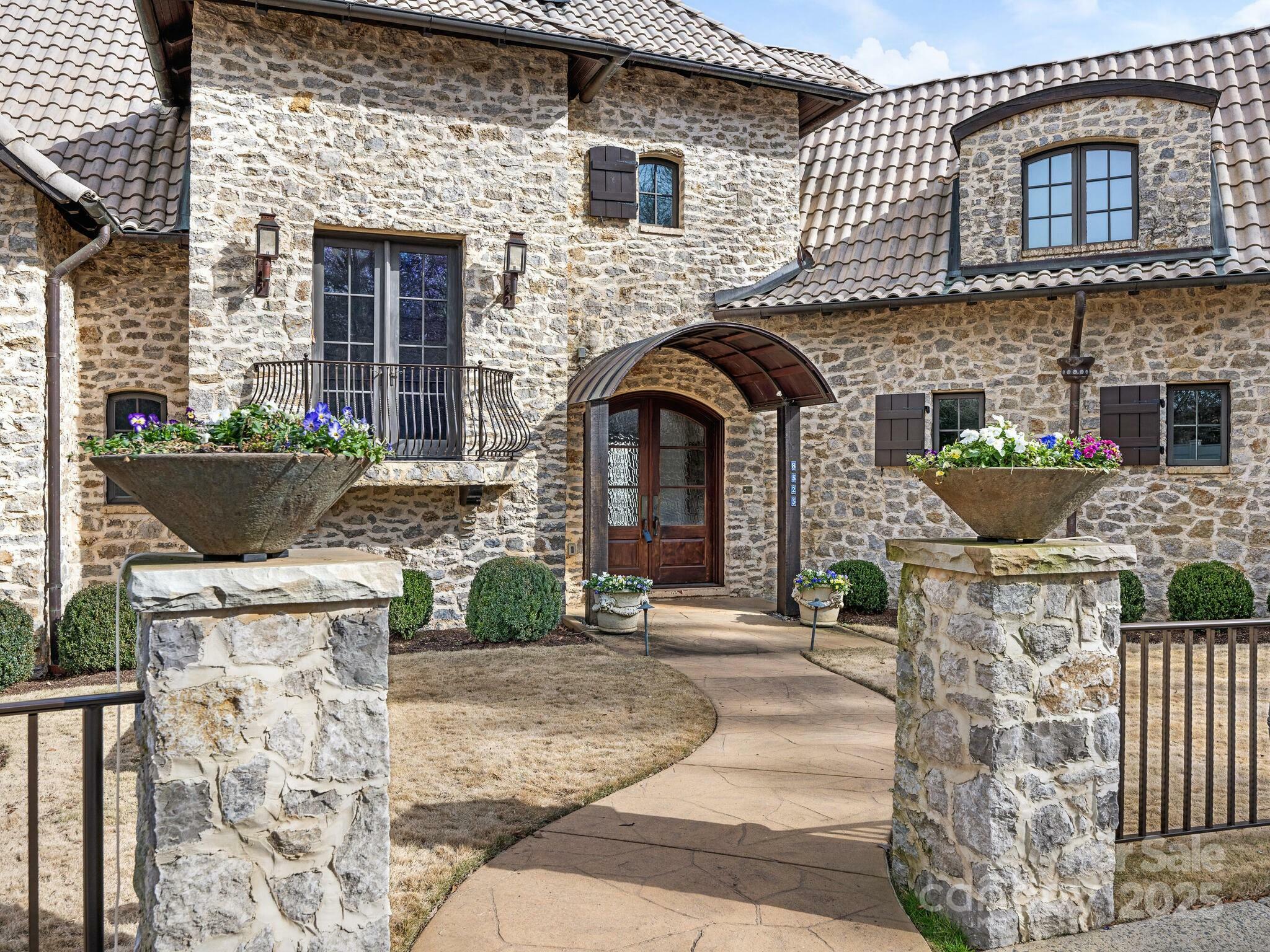 Property Photo:  8525 Double Eagle Gate Way 2  NC 28210 