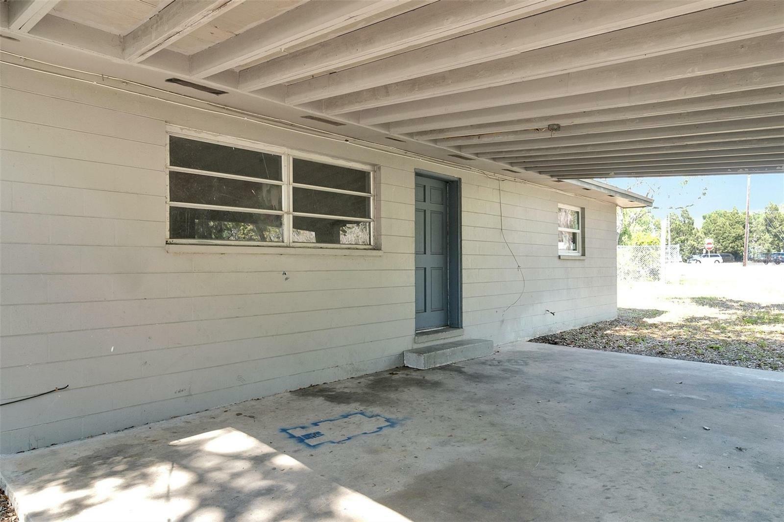 Property Photo:  11212 Thomas Street  FL 33550 