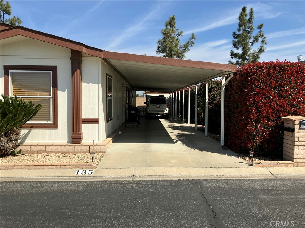 Property Photo:  1250 N Kirby Street 185  CA 92545 