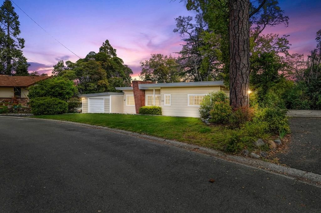 Property Photo: 255 Marshall Way CA 95603