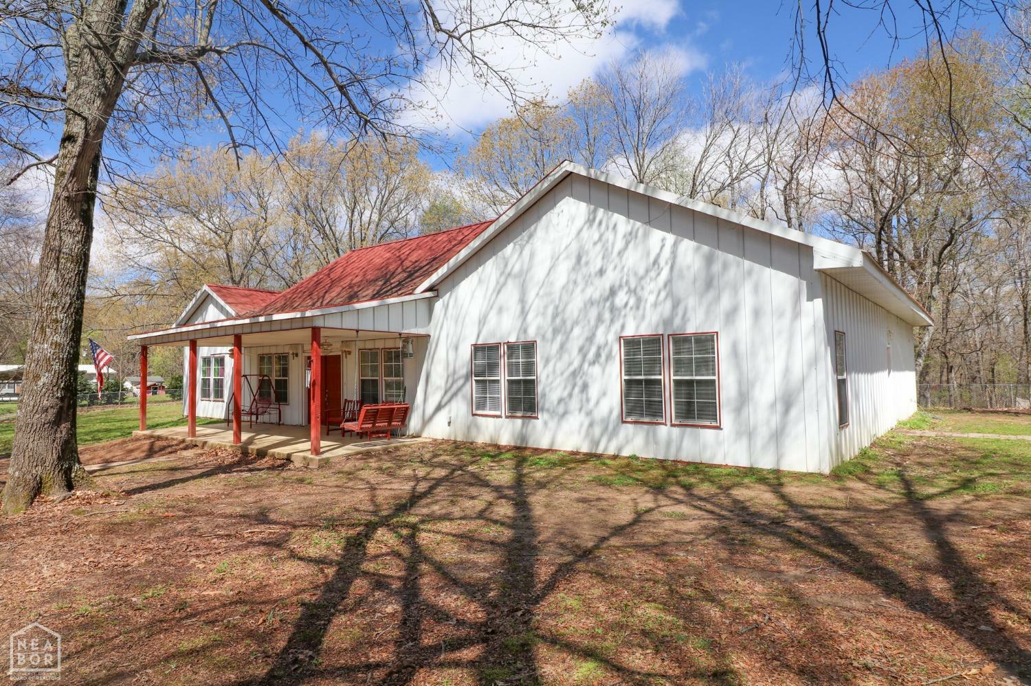 Property Photo:  483 County Road 108  AR 72404 