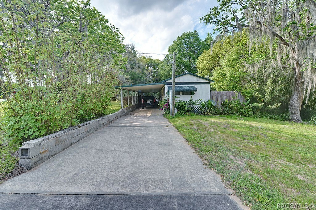 Property Photo:  8089 E Skyline Lane  FL 34436 