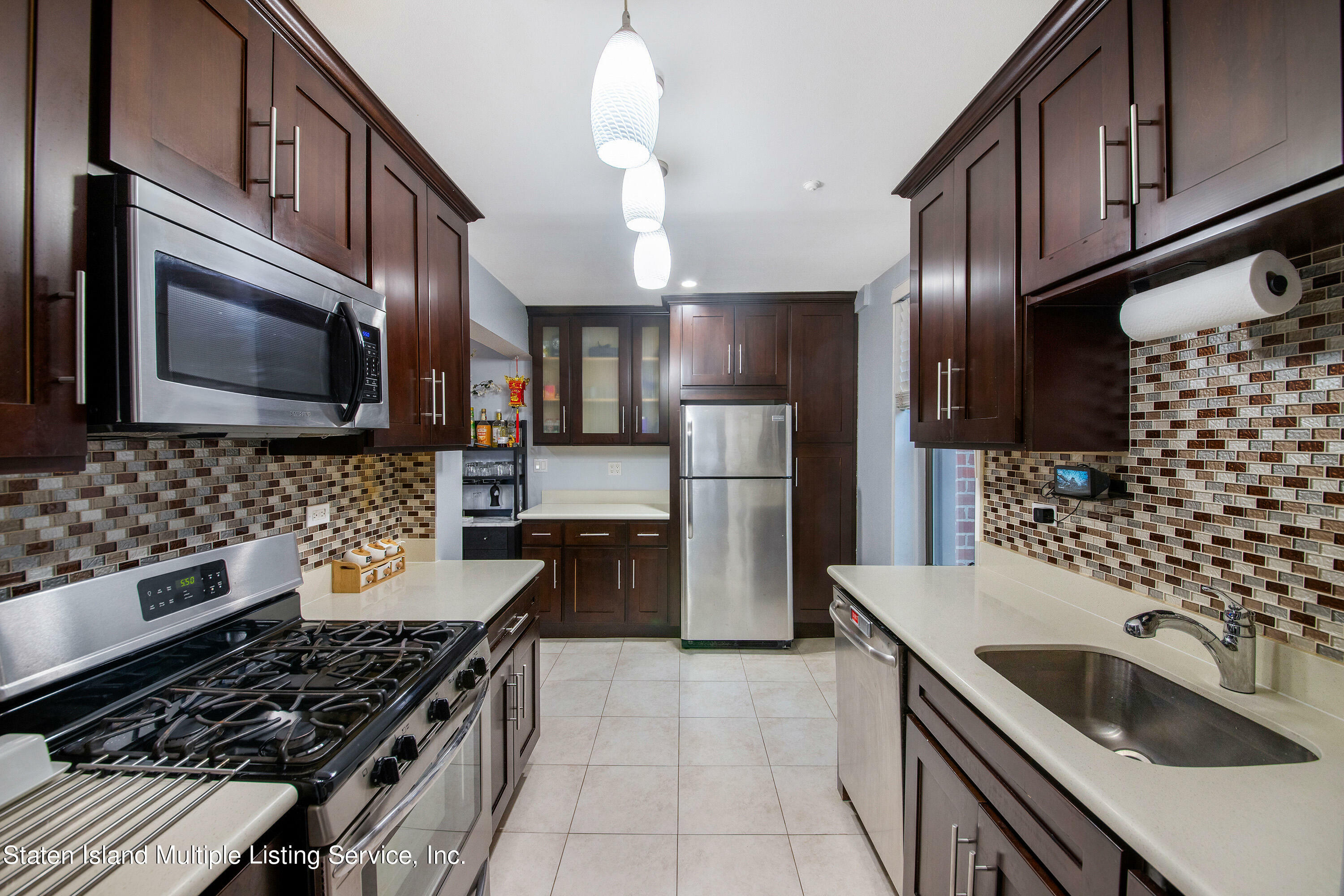 Property Photo: 830 Howard Avenue 7B NY 10301