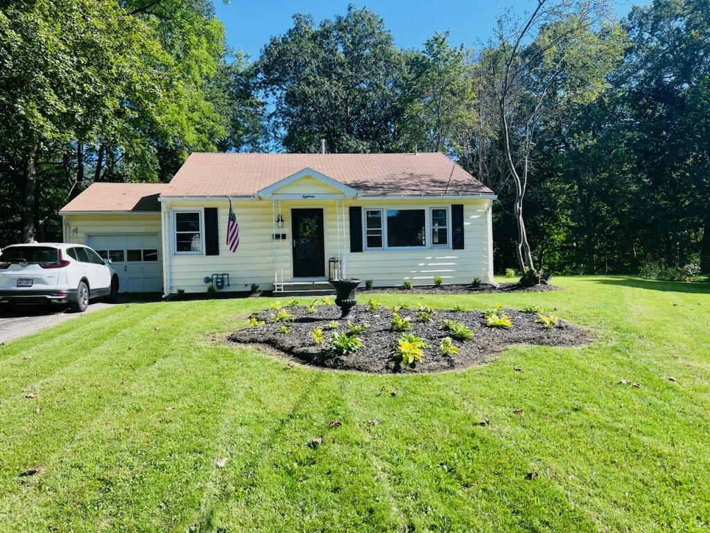 Property Photo:  18 Rochelle Road  NY 13901 