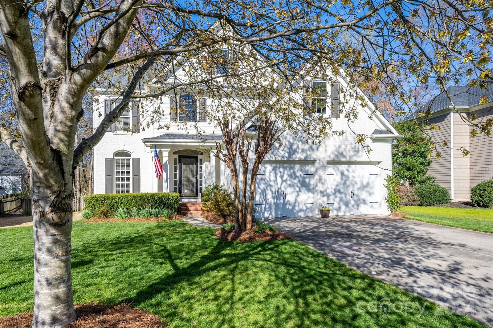 Property Photo:  17109 Windy Oaks Court  NC 28031 