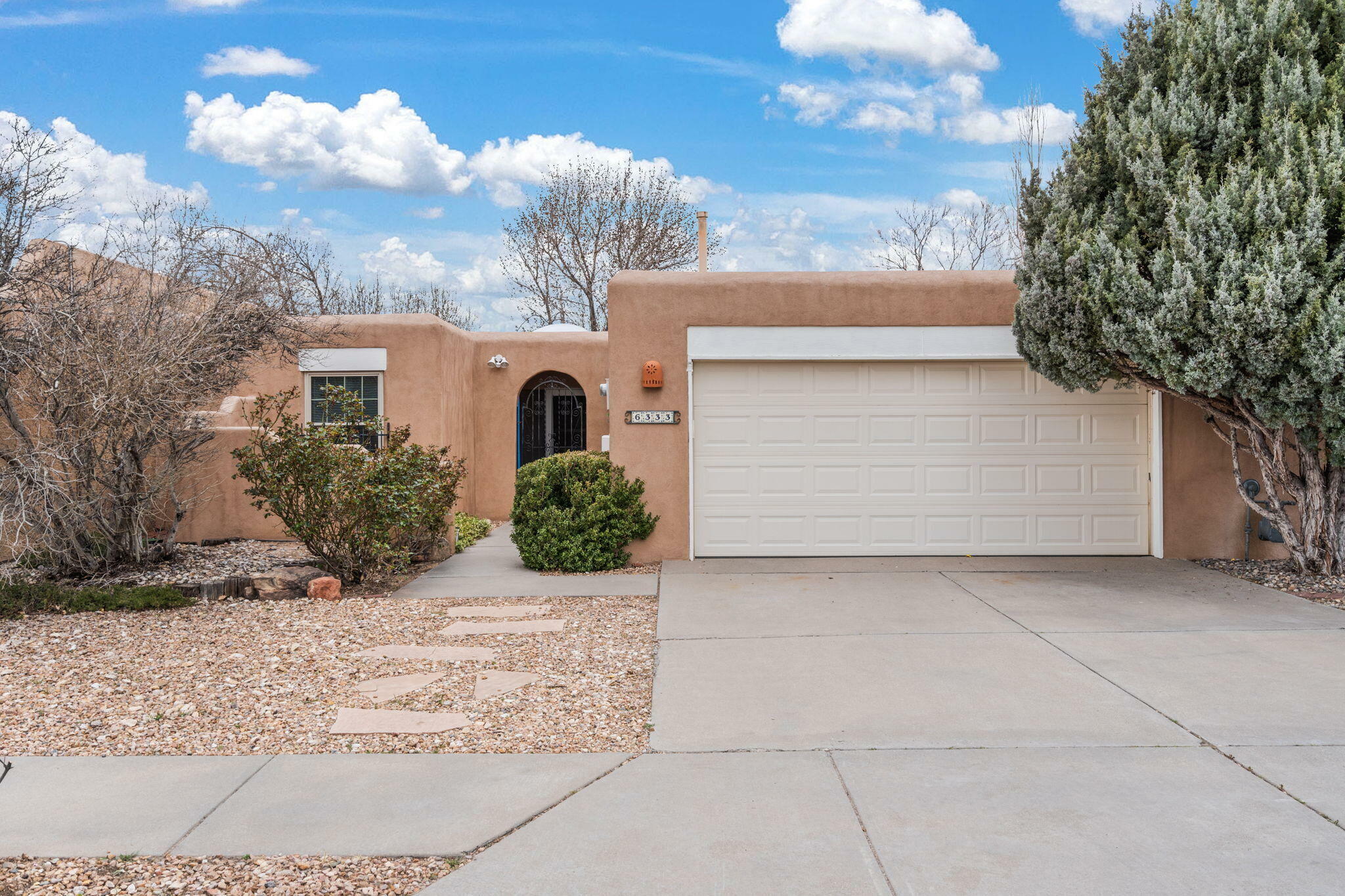 6333 Antares Road NE  Albuquerque NM 87111 photo