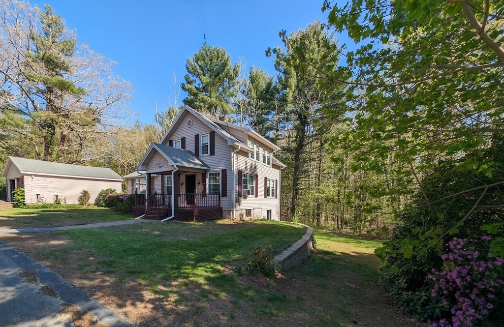 Property Photo:  189 Old Worcester Rd  MA 01507 