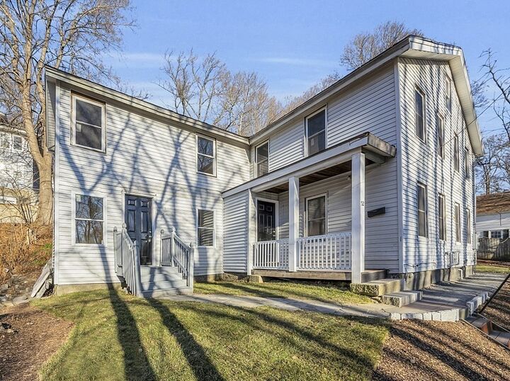 Property Photo:  52-54 Mount Globe Street 52  MA 01420 