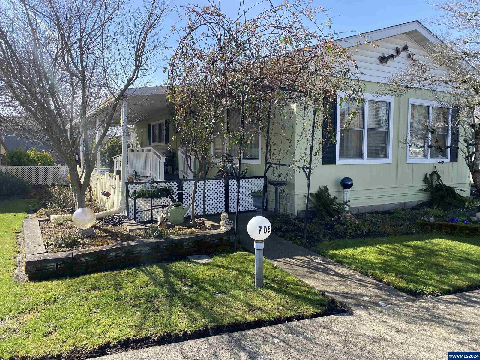 Property Photo: 3100 Turner (#705) Rd SE 705 OR 97302