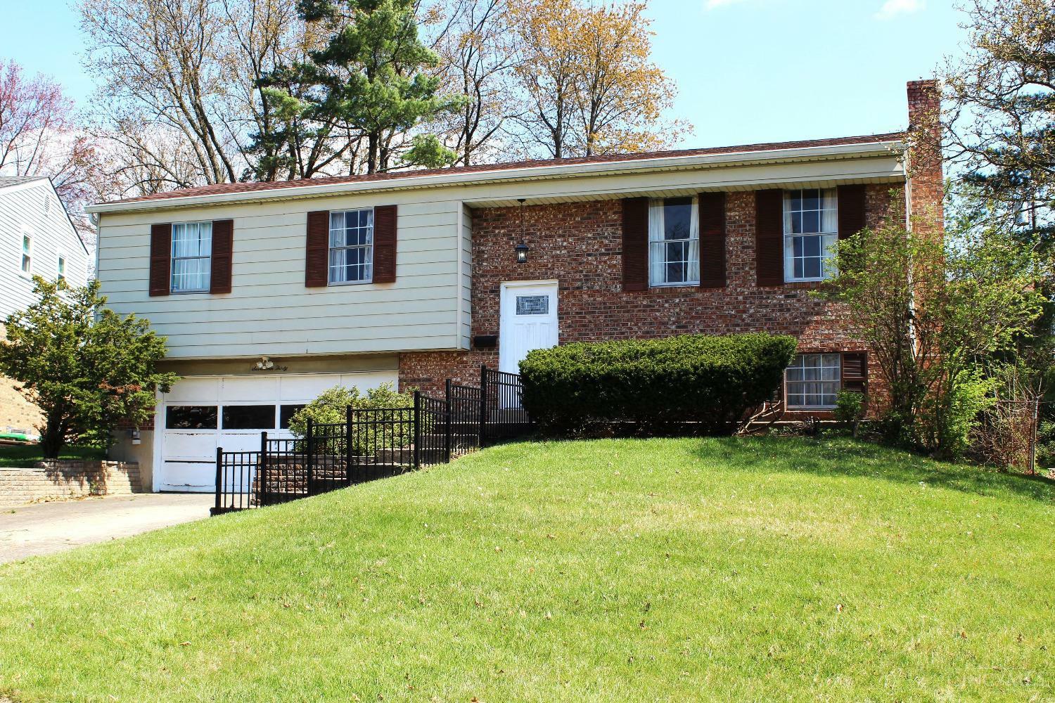 Property Photo: 1730 Eastwind Court OH 45230