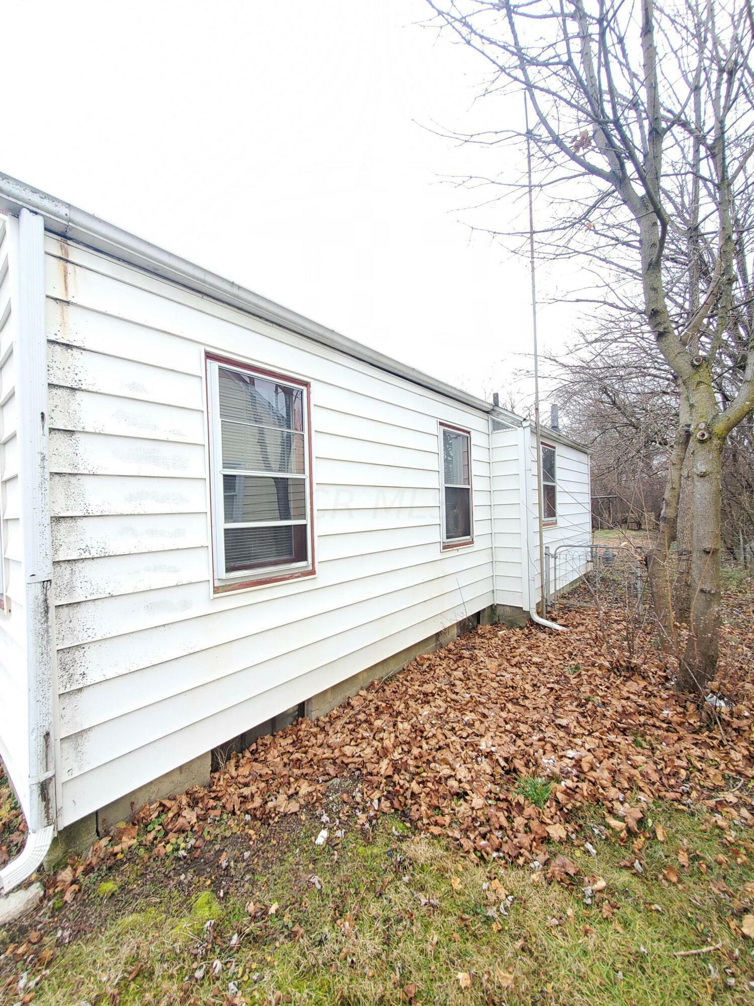 Property Photo: 2391 Joyce Avenue OH 43211