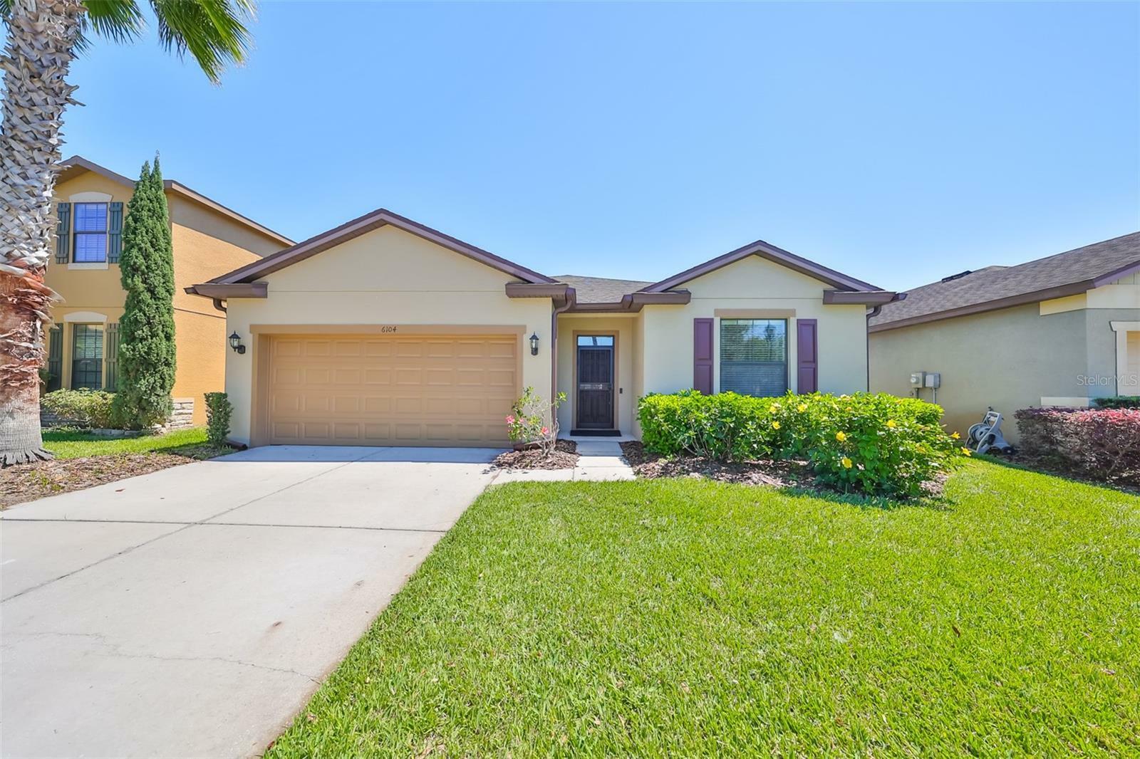 Property Photo:  6104 Magnolia Park Boulevard  FL 33578 