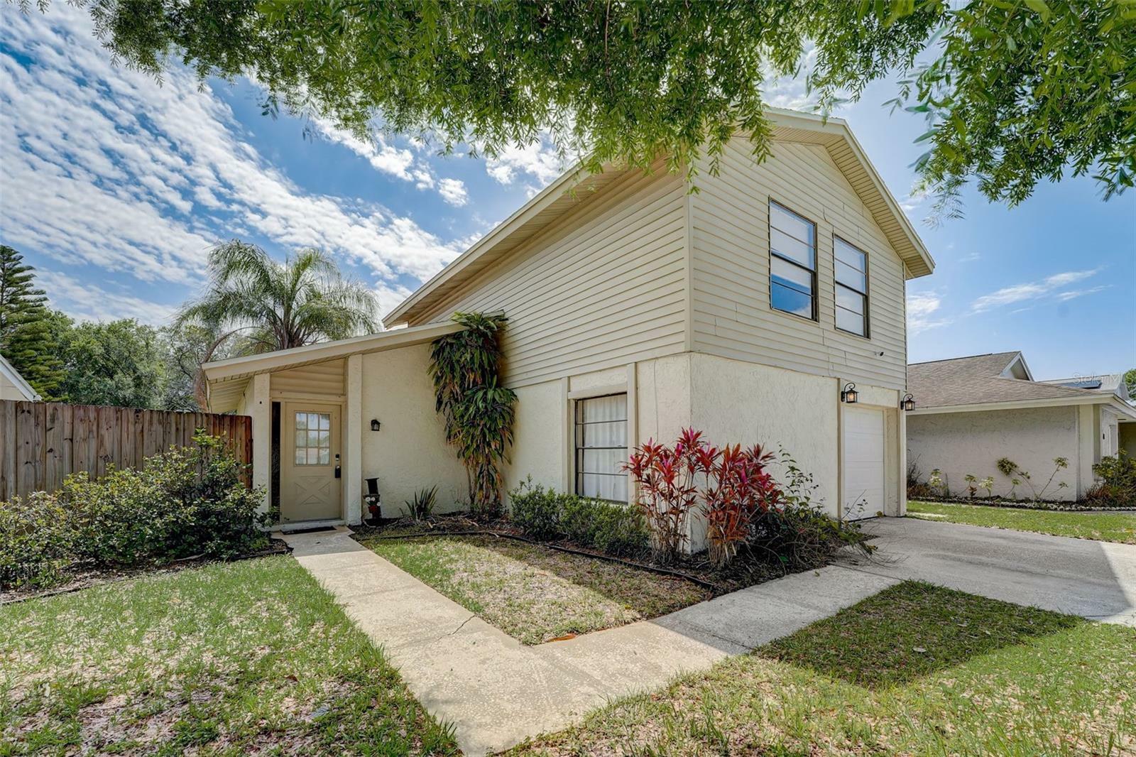 Property Photo:  4518 Millpond Ln Lane  FL 33624 