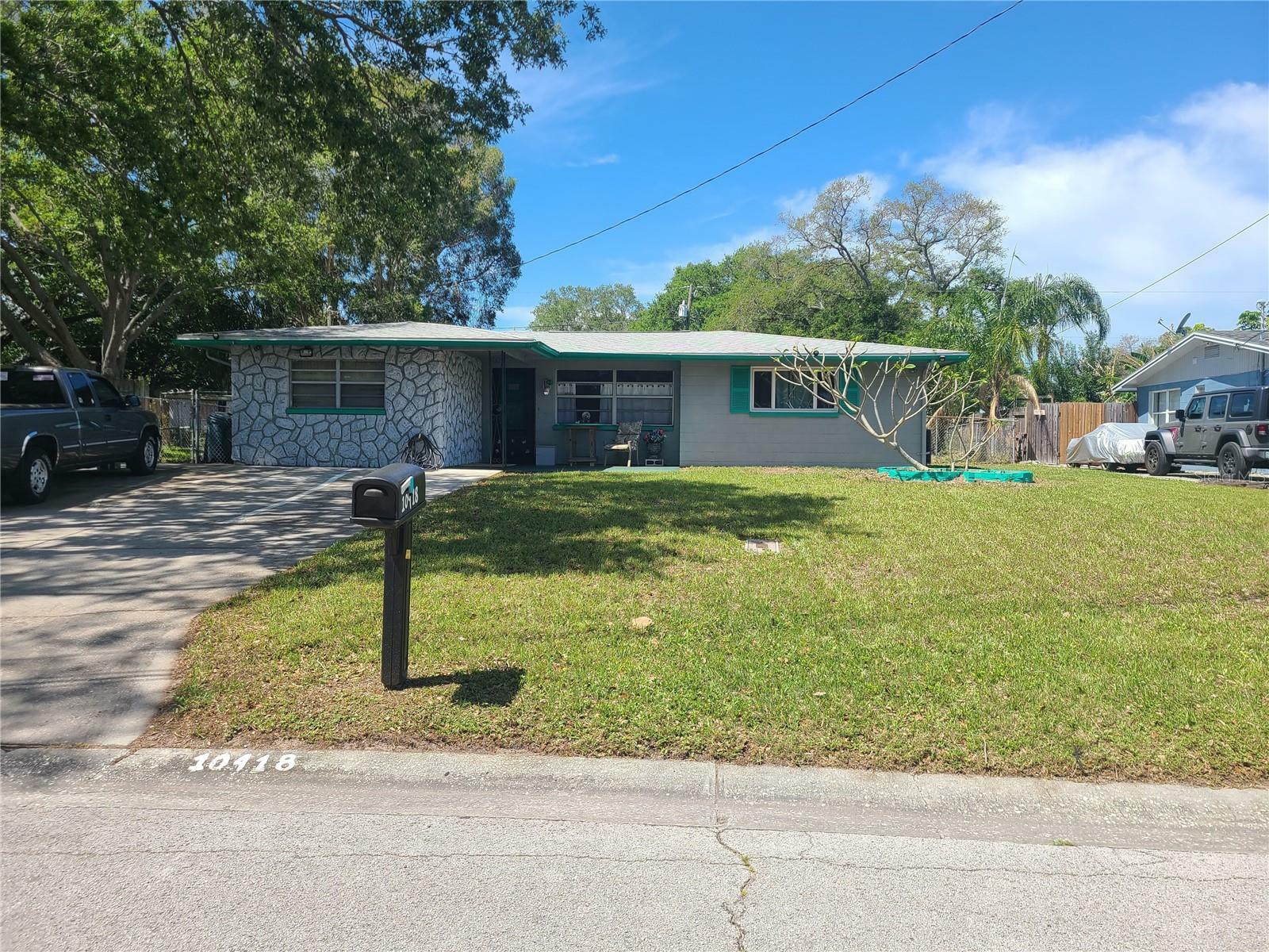 10418 110th Street  Seminole FL 33778 photo