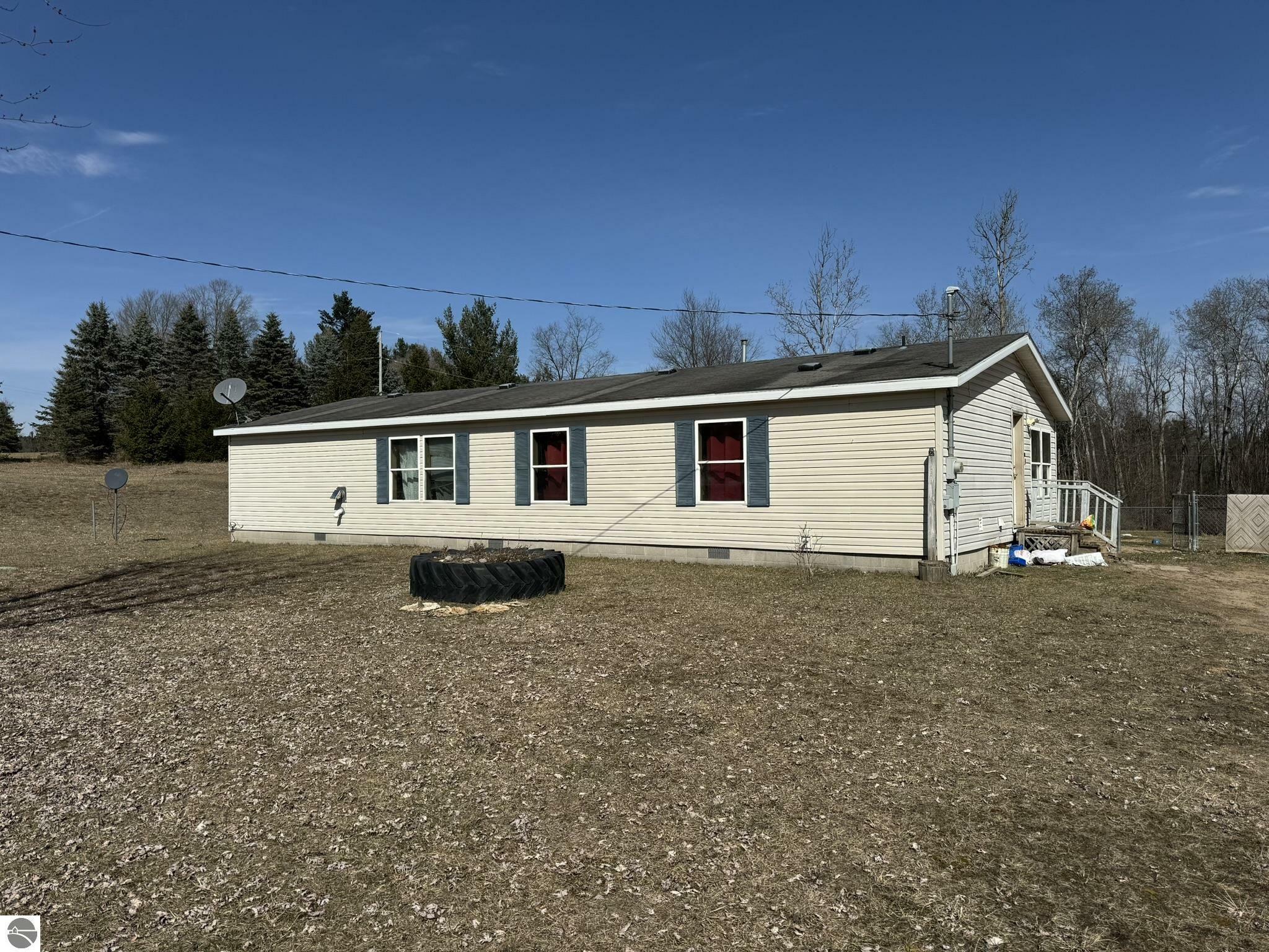 Property Photo:  4996 Hokey Lane  MI 49665 