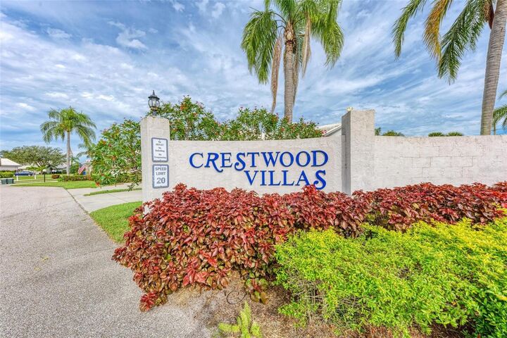 Property Photo:  5372 Pamela Wood Way 7  FL 34233 